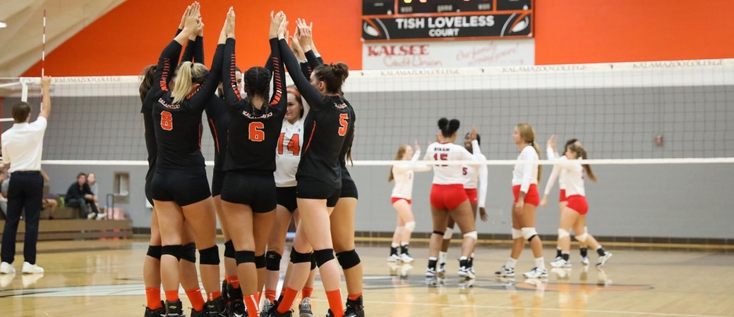 The Kalamazoo College volleyball team.